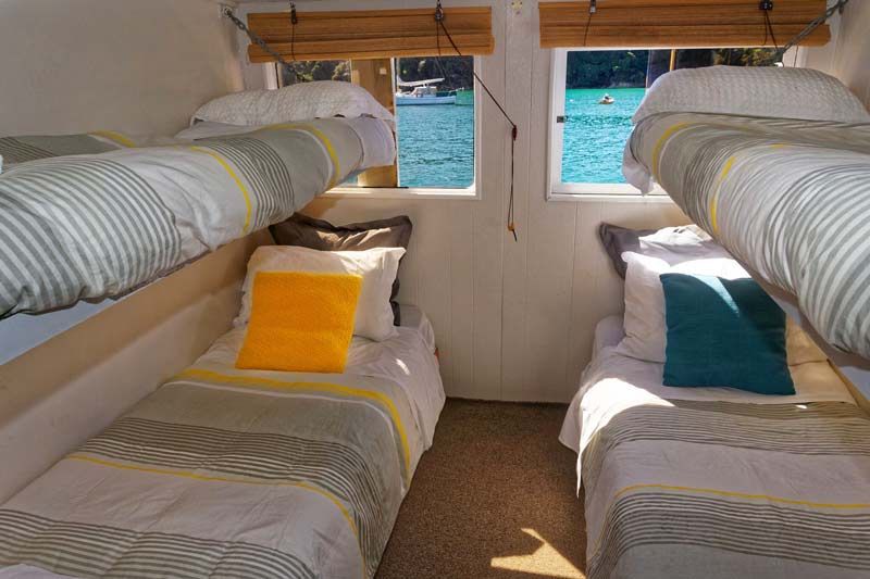 Aquapackers Photo Gallery Of Floating Backpackers And Private